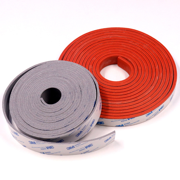 嶸牌橡塑發(fā)泡硅膠條：新能源汽車(chē)電池安全的有效屏障